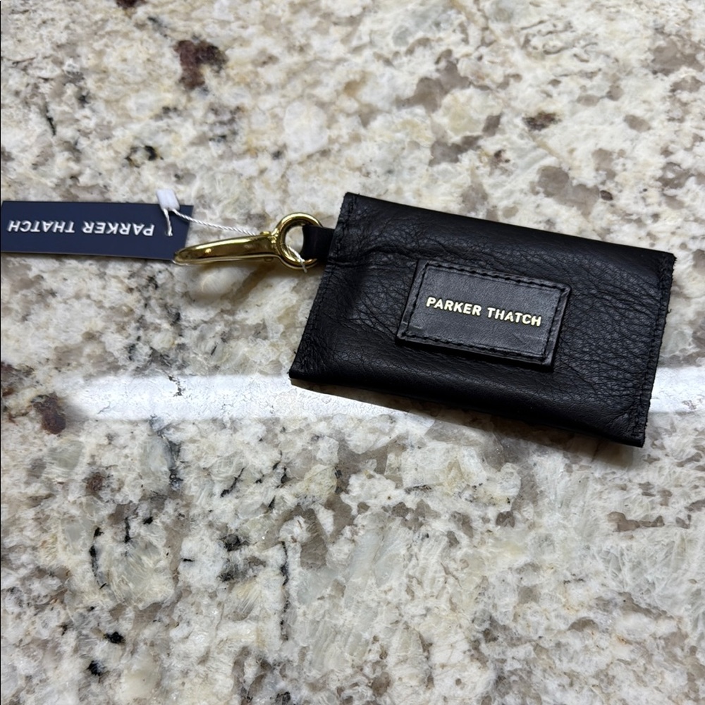 PARKER THATCH NWT BLACK CARD HOLDER